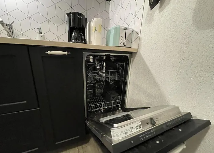 3 Pieces A Avec Parking Securise - Fr-1-338-600 アパート セット